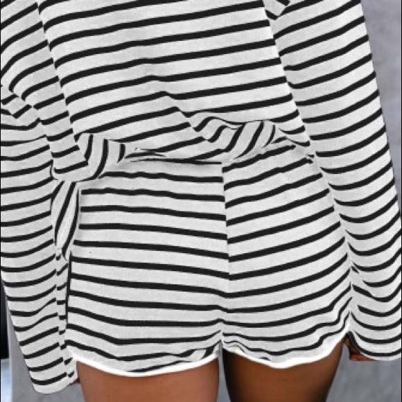 Navy Striped long sleeve lounge set, soft & comfy! - Picture 9 of 11
